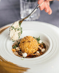 Œuf en croustillant, Cazette du Morvan, Champignons & Jus corsé