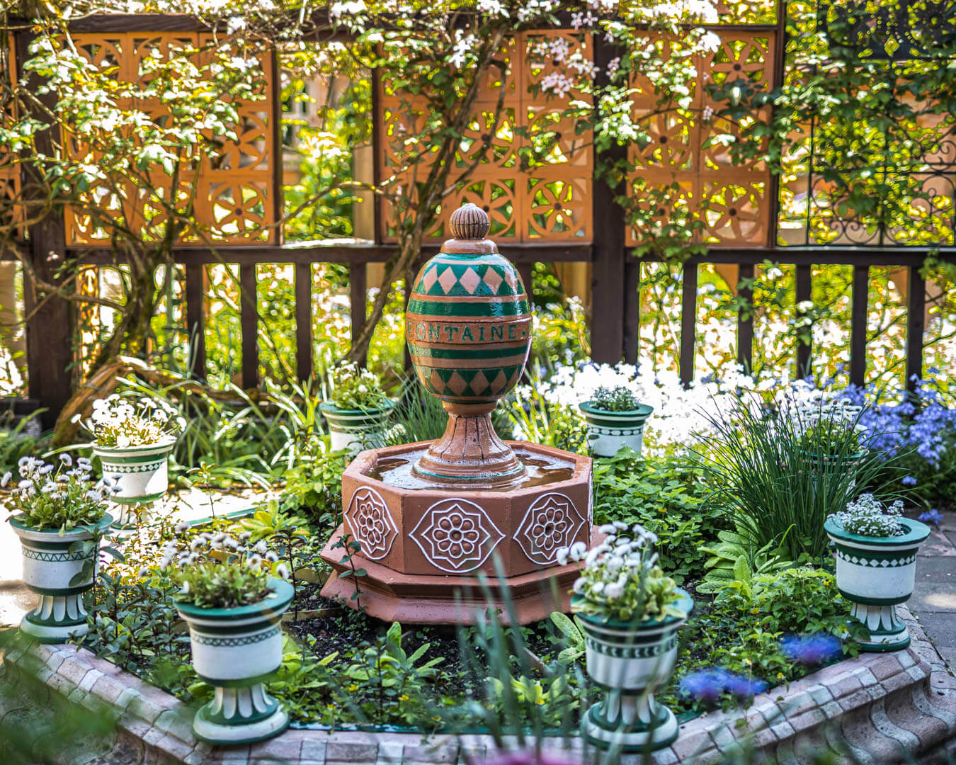 Un lieu inattendu : Les jardins secrets, à Vaulx