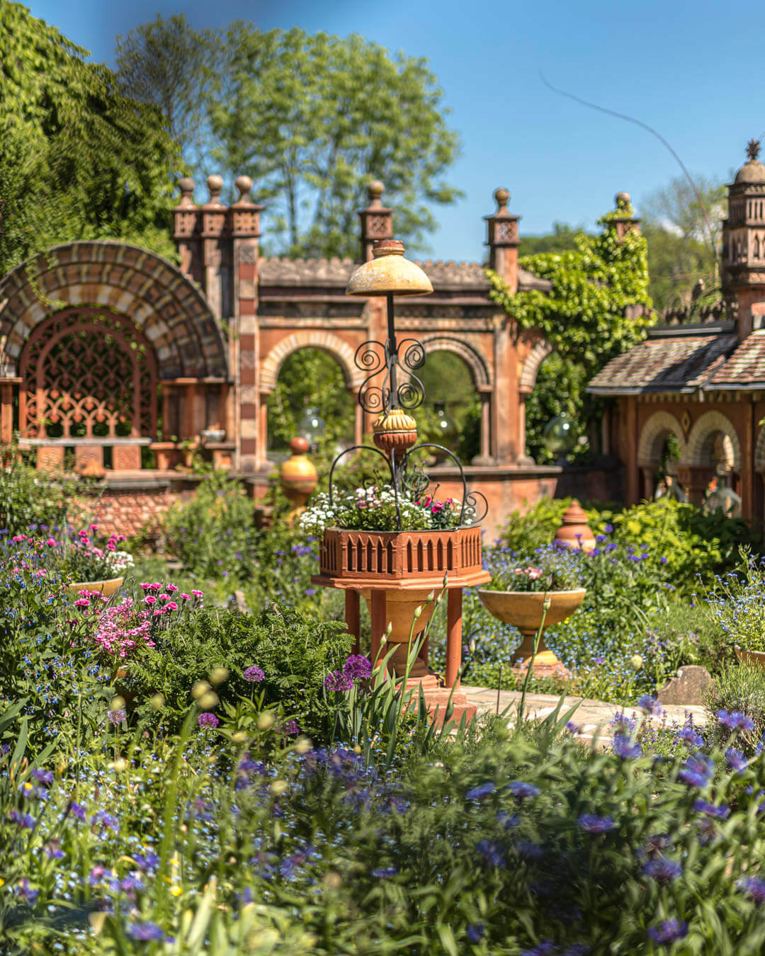 Un lieu inattendu : Les jardins secrets, à Vaulx