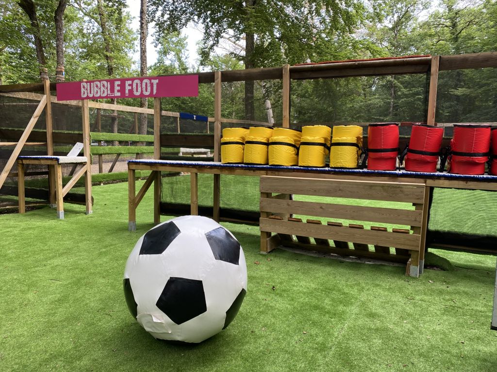 Parc Évasion Curley bubble foot